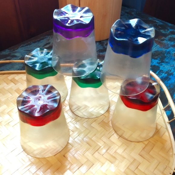 Tupperware - Picture 3 of 5